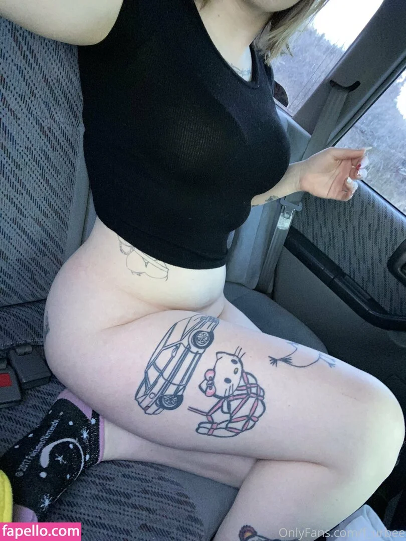 f_urbee / furbee._ / furbs0 Onlyfans Photo Gallery 