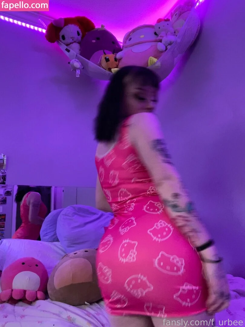 f_urbee / furbee._ / furbs0 Onlyfans Photo Gallery 