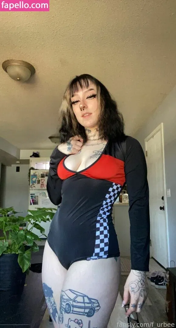 f_urbee / furbee._ / furbs0 Onlyfans Photo Gallery 