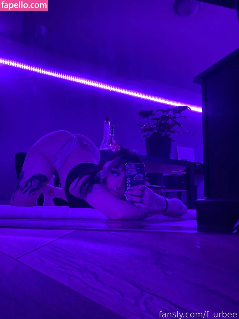 f_urbee / furbee._ / furbs0 Onlyfans Photo Gallery 