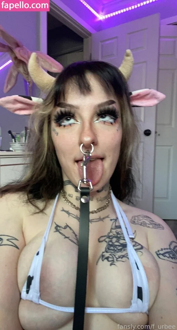 f_urbee / furbee._ / furbs0 Onlyfans Photo Gallery 