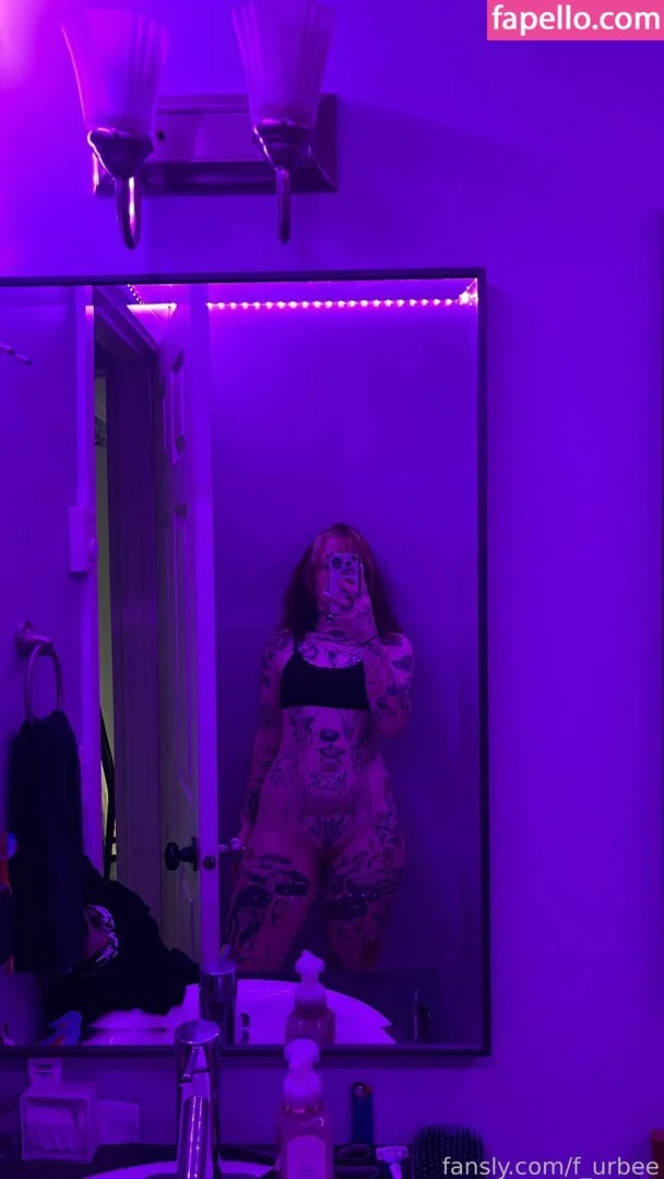 f_urbee / furbee._ / furbs0 Onlyfans Photo Gallery 