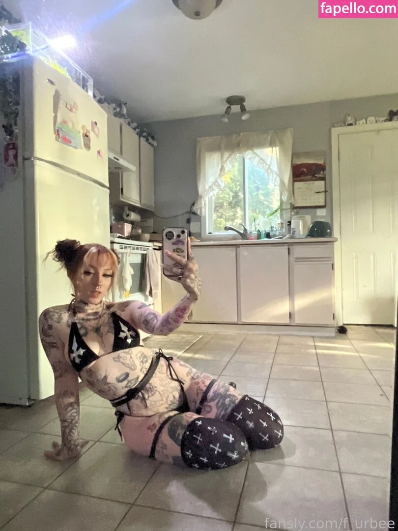 f_urbee / furbee._ / furbs0 Onlyfans Photo Gallery 