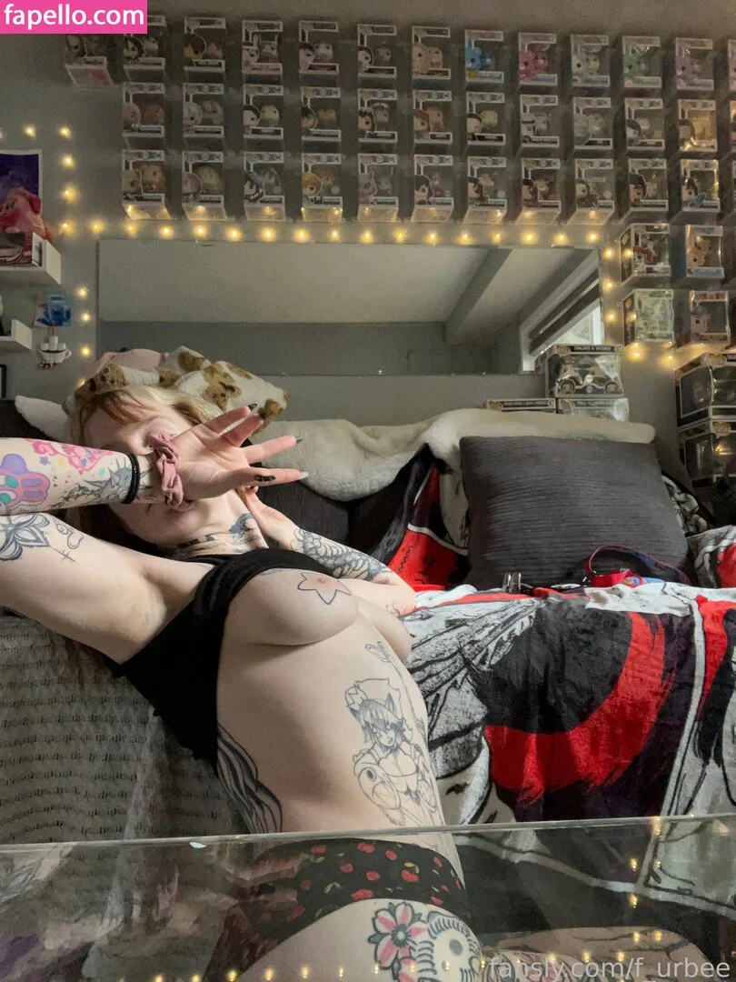 f_urbee / furbee._ / furbs0 Onlyfans Photo Gallery 