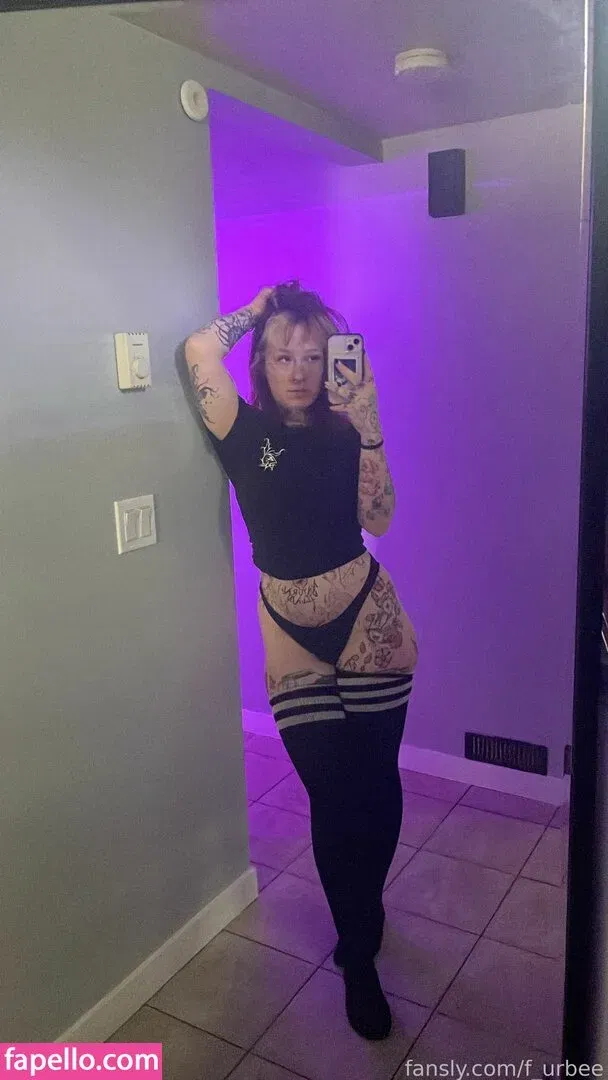 f_urbee / furbee._ / furbs0 Onlyfans Photo Gallery 