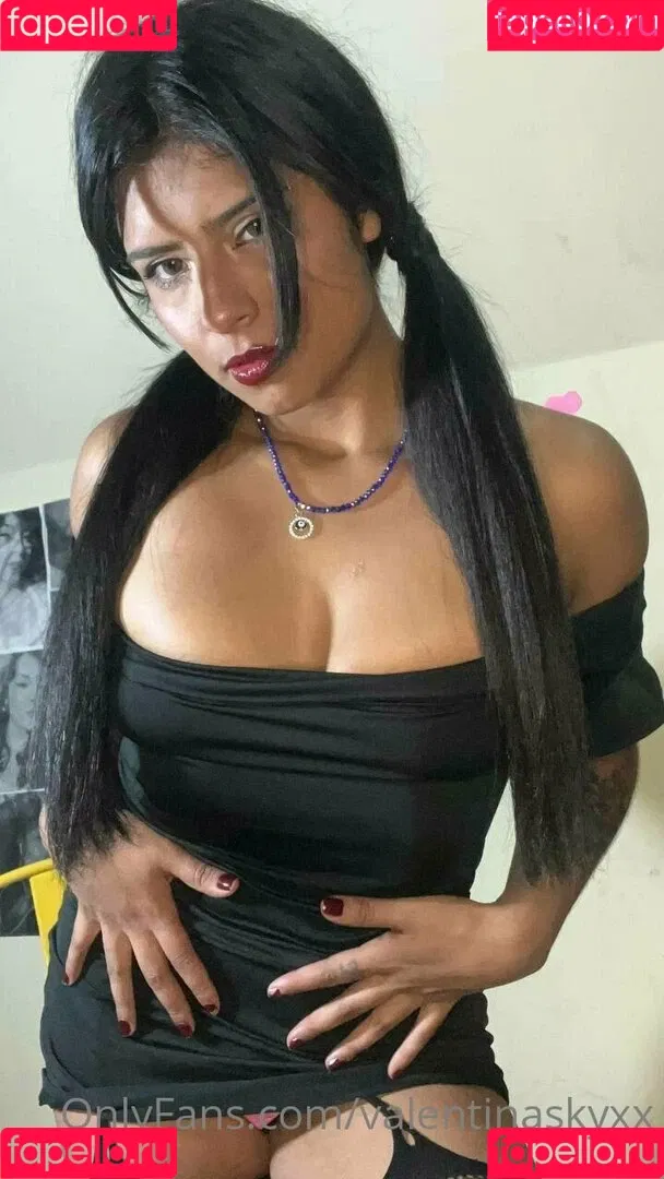 valentinaskyxx / valentinaxxks Onlyfans Photo Gallery 