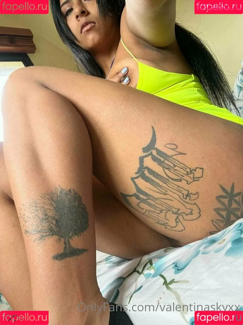 valentinaskyxx / valentinaxxks Onlyfans Photo Gallery 