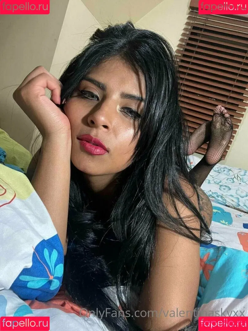 valentinaskyxx / valentinaxxks Onlyfans Photo Gallery 