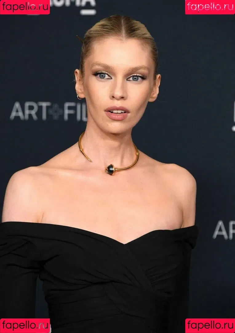 Stella Maxwell / stellamaxwell Onlyfans Photo Gallery 
