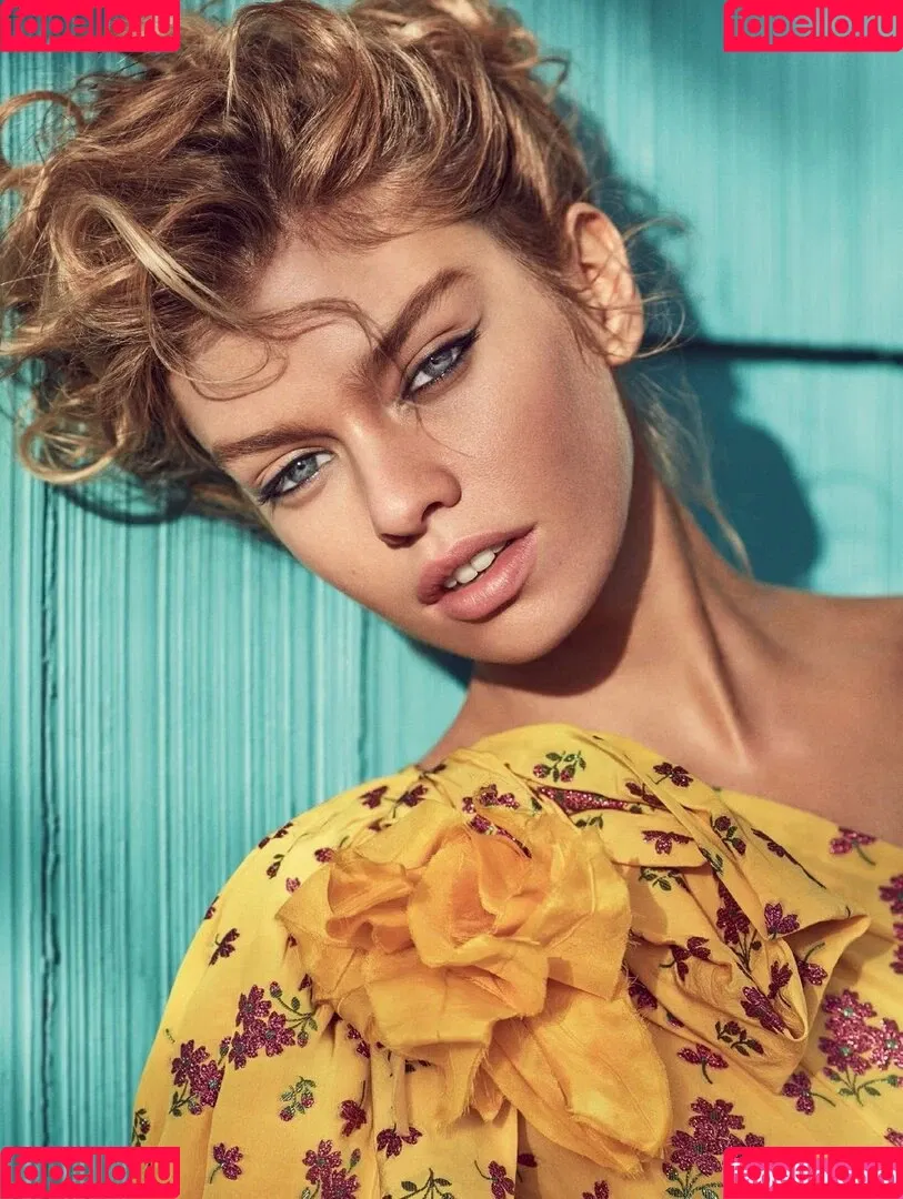 Stella Maxwell / stellamaxwell Onlyfans Photo Gallery 