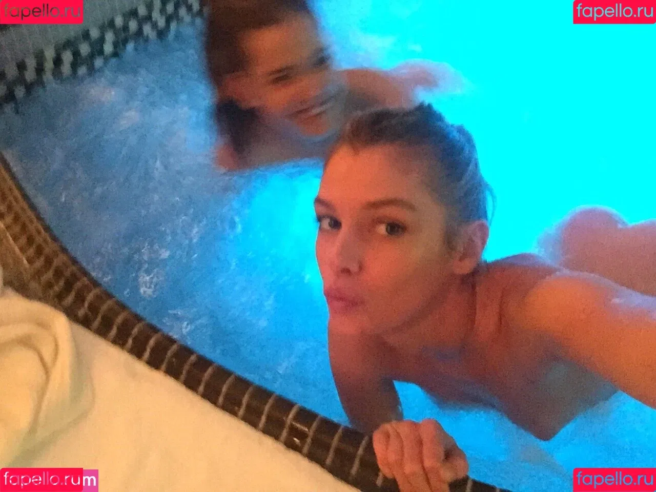 Stella Maxwell / stellamaxwell Onlyfans Photo Gallery 