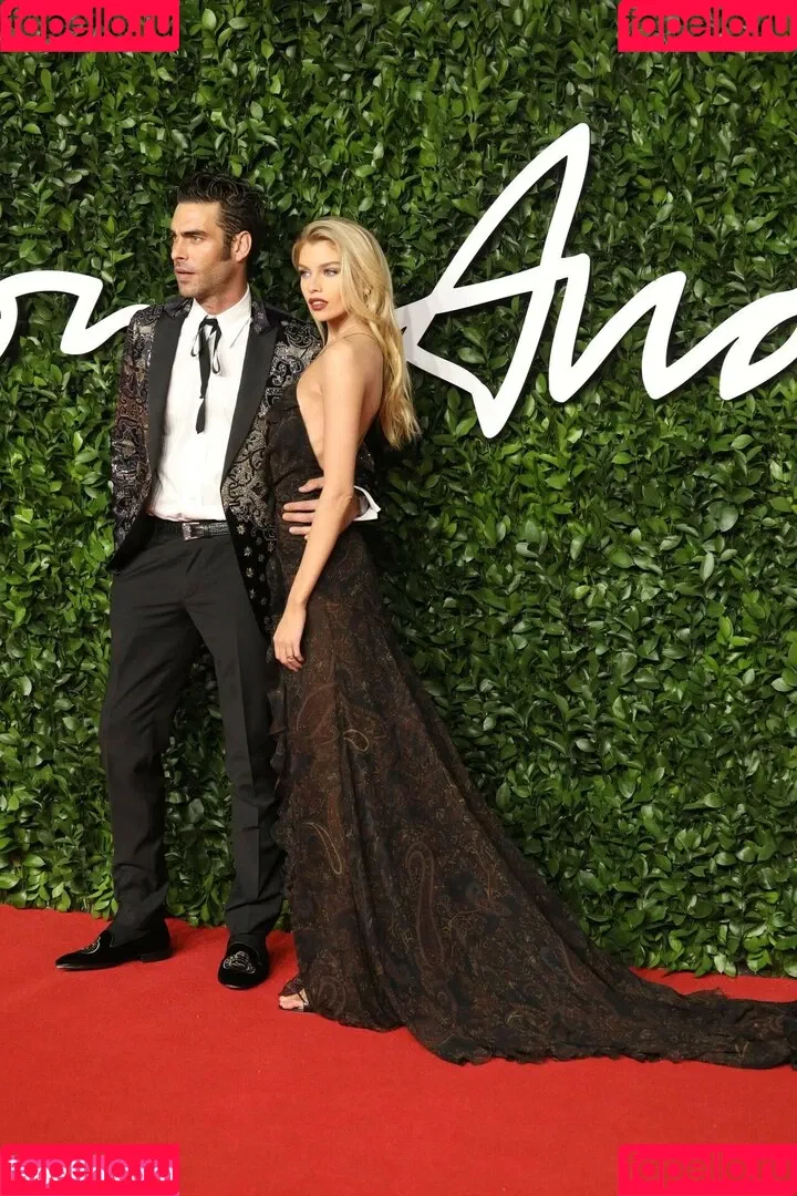 Stella Maxwell / stellamaxwell Onlyfans Photo Gallery 