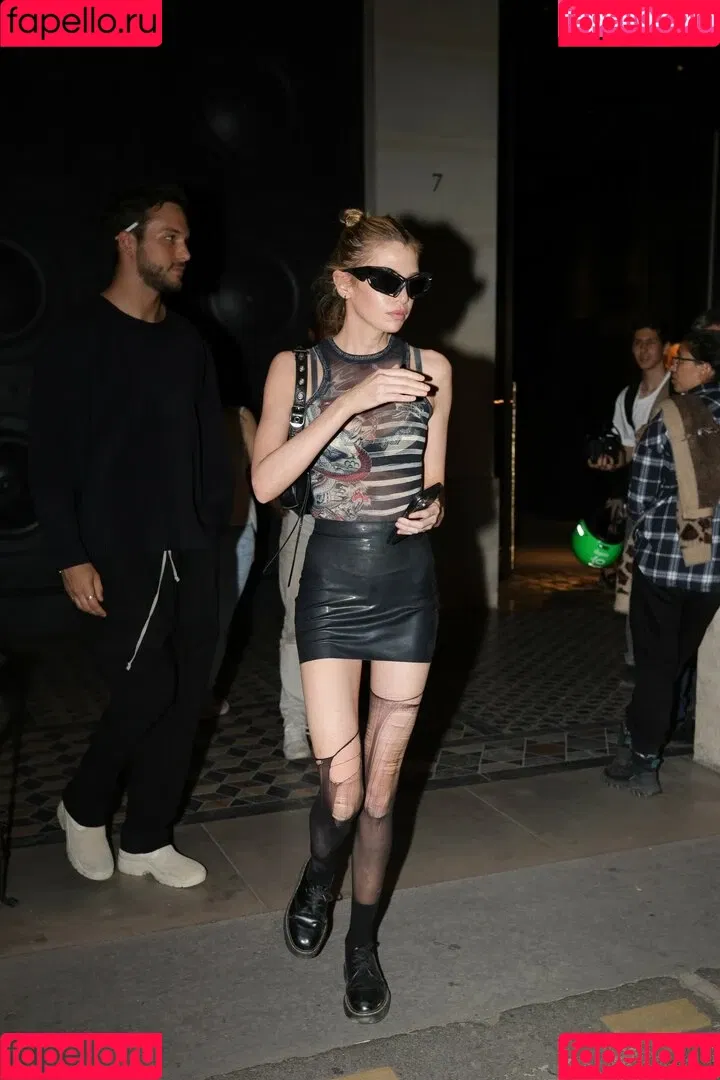 Stella Maxwell / stellamaxwell Onlyfans Photo Gallery 
