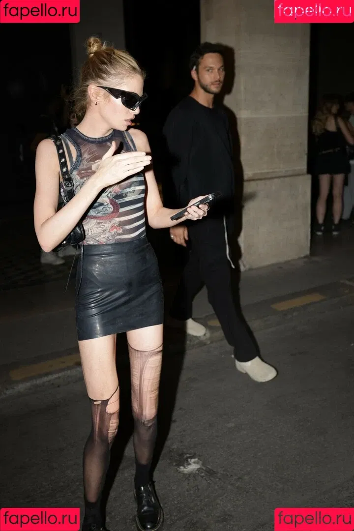 Stella Maxwell / stellamaxwell Onlyfans Photo Gallery 