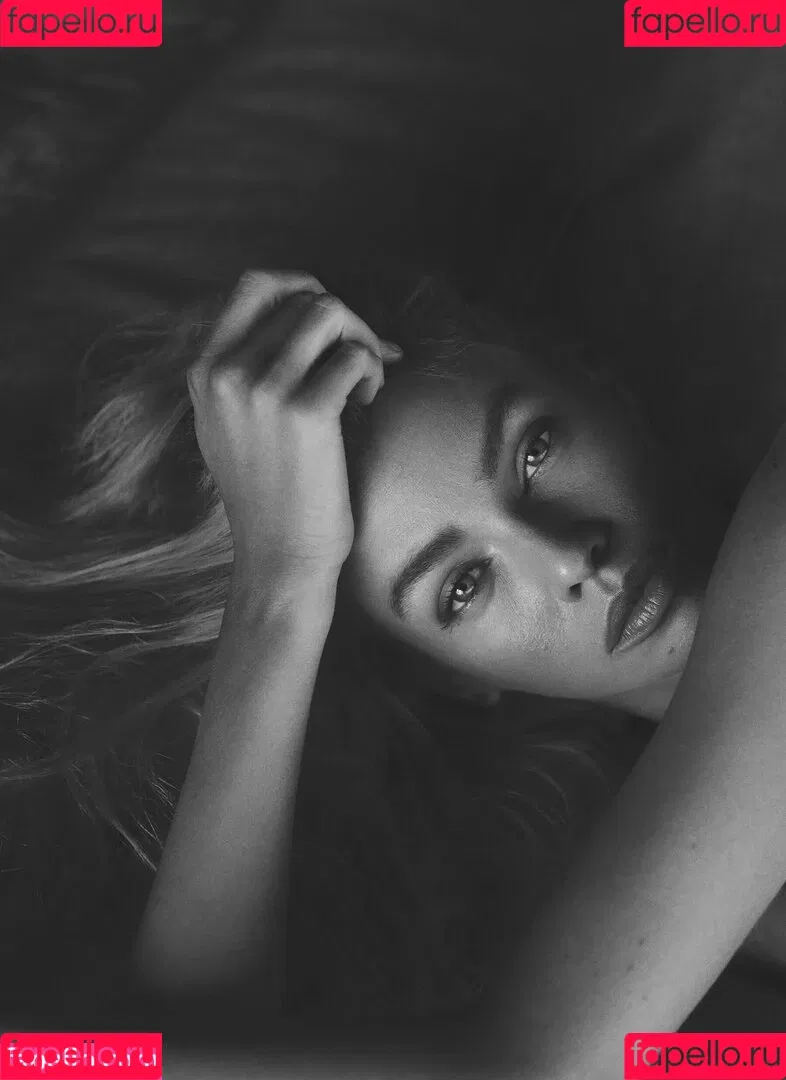 Stella Maxwell / stellamaxwell Onlyfans Photo Gallery 