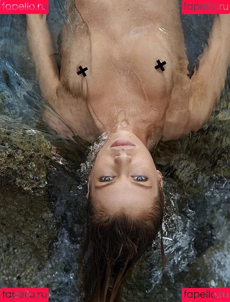 Stella Maxwell / stellamaxwell Onlyfans Photo Gallery 