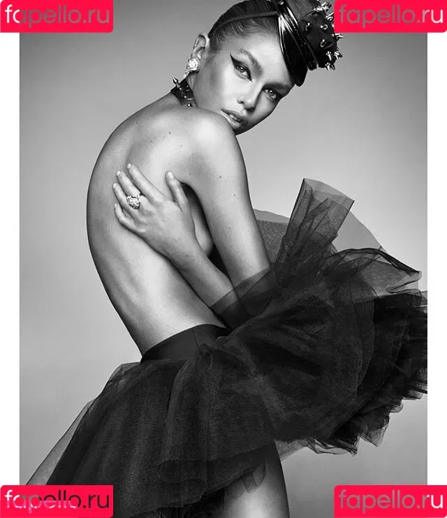 Stella Maxwell / stellamaxwell Onlyfans Photo Gallery 