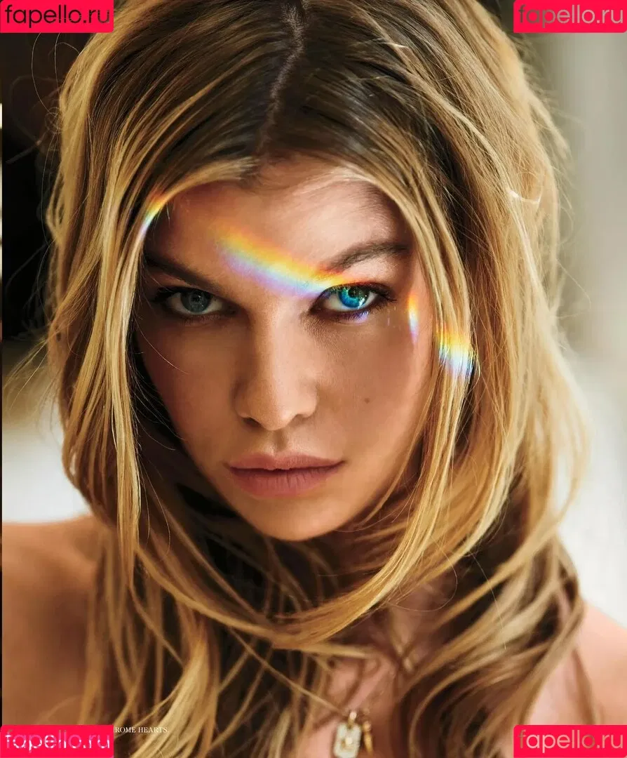 Stella Maxwell / stellamaxwell Onlyfans Photo Gallery 