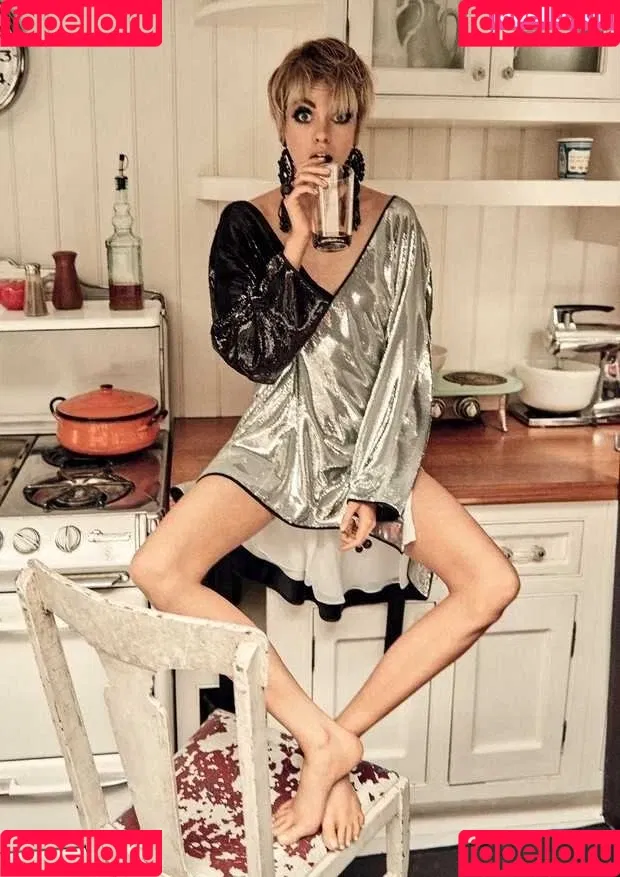 Stella Maxwell / stellamaxwell Onlyfans Photo Gallery 
