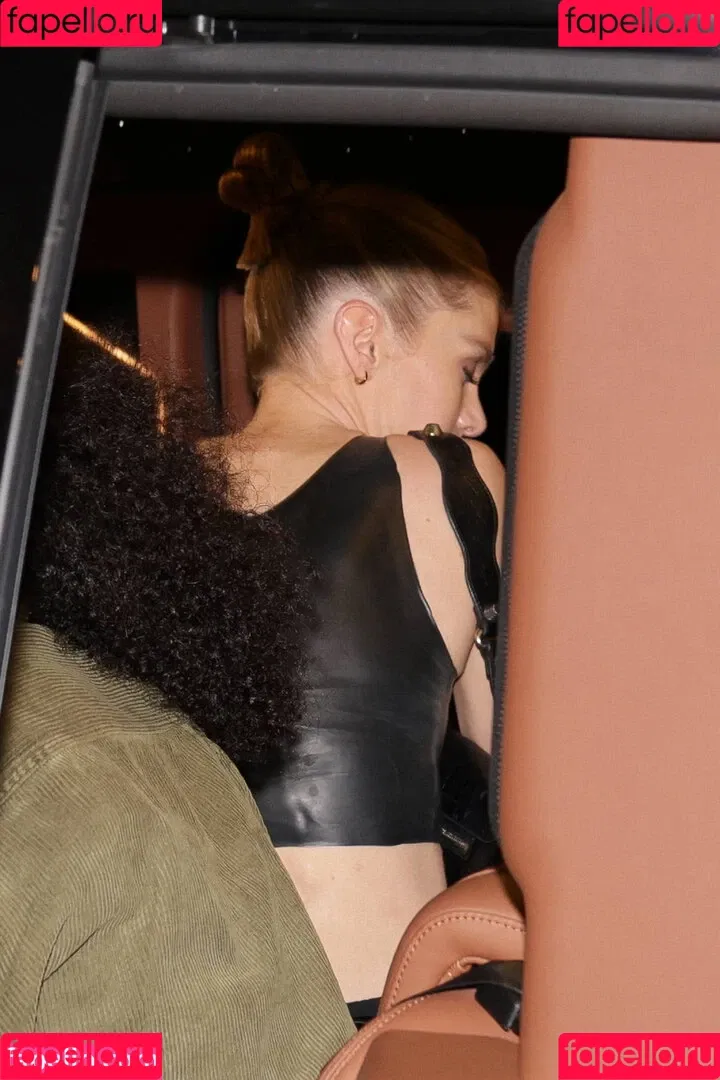 Stella Maxwell / stellamaxwell Onlyfans Photo Gallery 