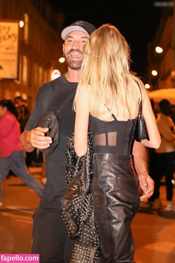 Stella Maxwell / stellamaxwell Onlyfans Photo Gallery 