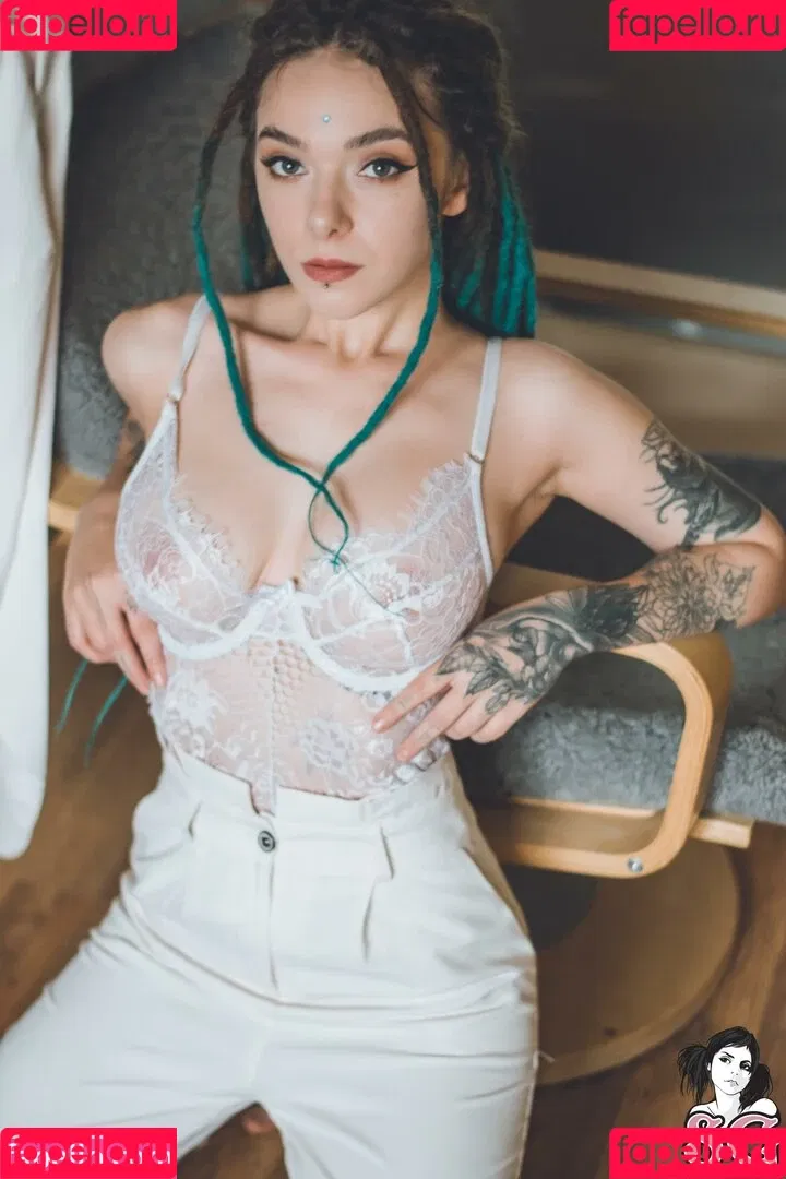 Aliceverner / alicevernersuicide Onlyfans Photo Gallery 