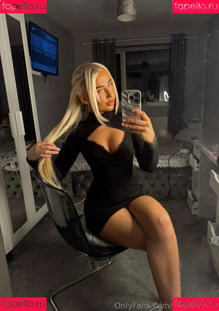 yhwh_livraria / yourlexiii22 Onlyfans Photo Gallery 