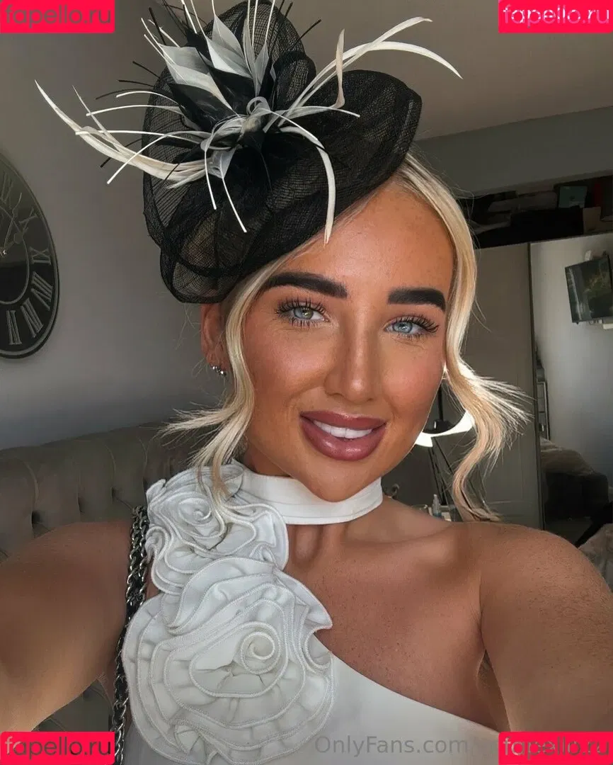 yhwh_livraria / yourlexiii22 Onlyfans Photo Gallery 