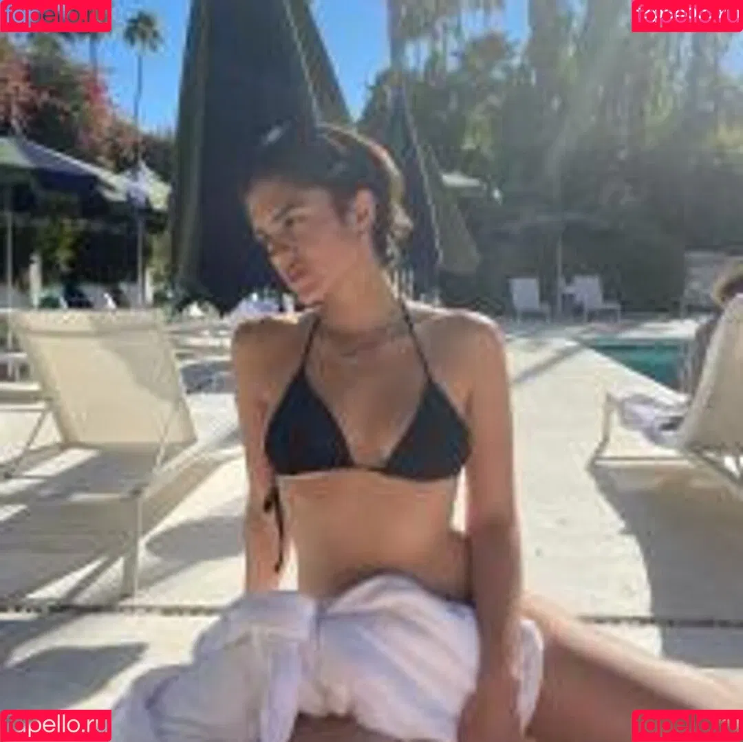 Sasha Calle / sashacalle Onlyfans Photo Gallery 