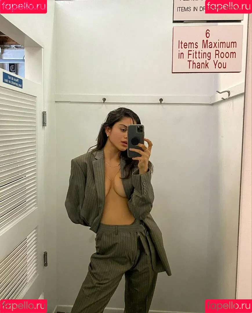 Sasha Calle / sashacalle Onlyfans Photo Gallery 
