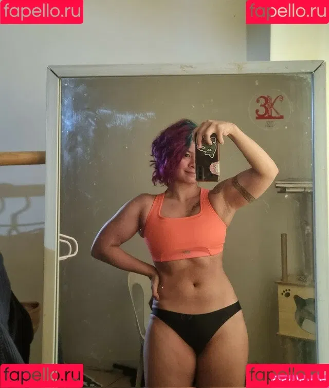 Kittynyaaa / Nyaaati / miiaa02 / nhcordoba Onlyfans Photo Gallery 