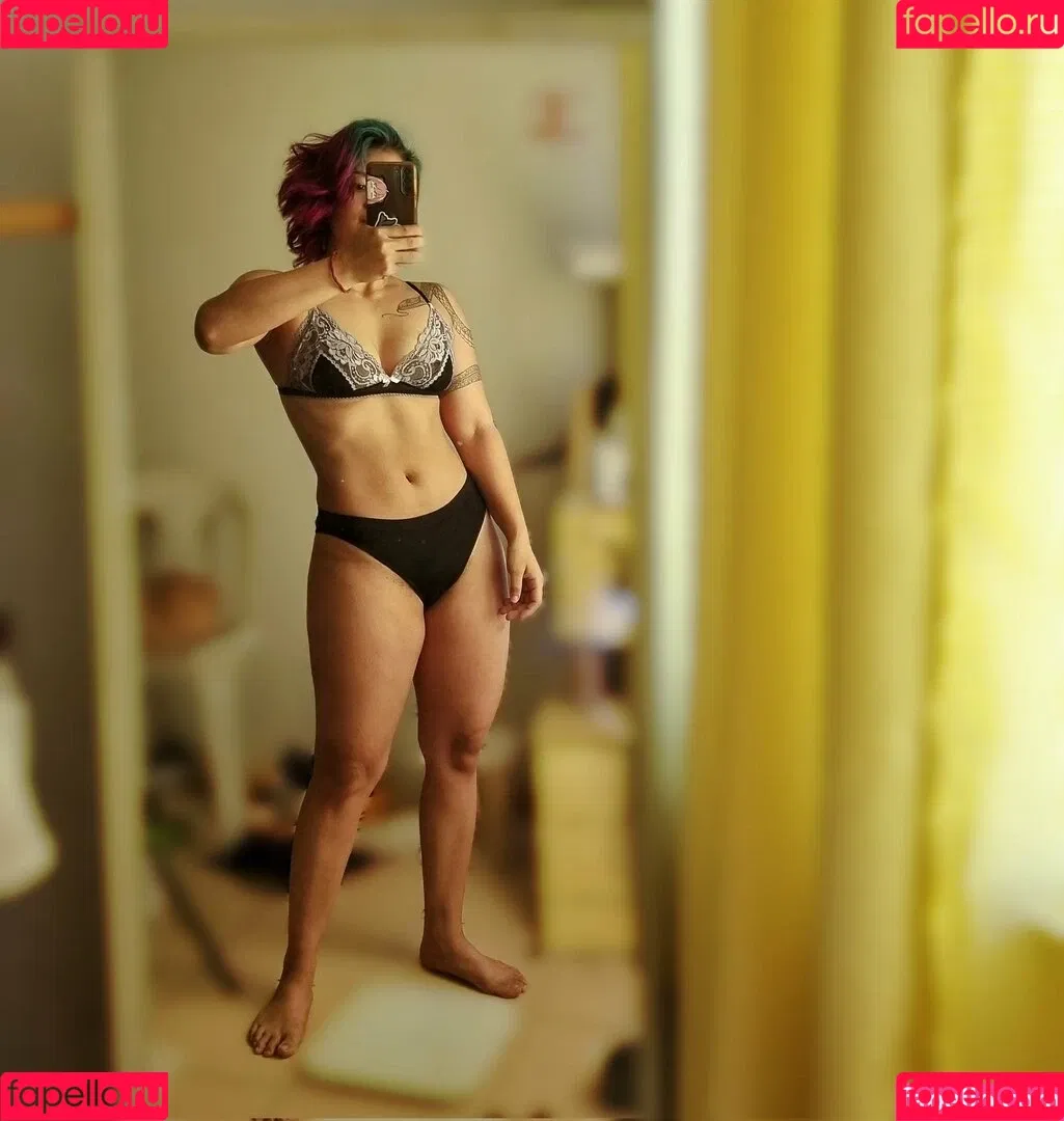 Kittynyaaa / Nyaaati / miiaa02 / nhcordoba Onlyfans Photo Gallery 