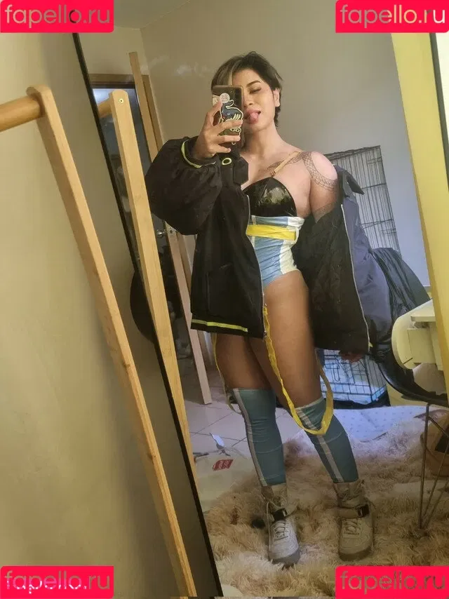 Kittynyaaa / Nyaaati / miiaa02 / nhcordoba Onlyfans Photo Gallery 