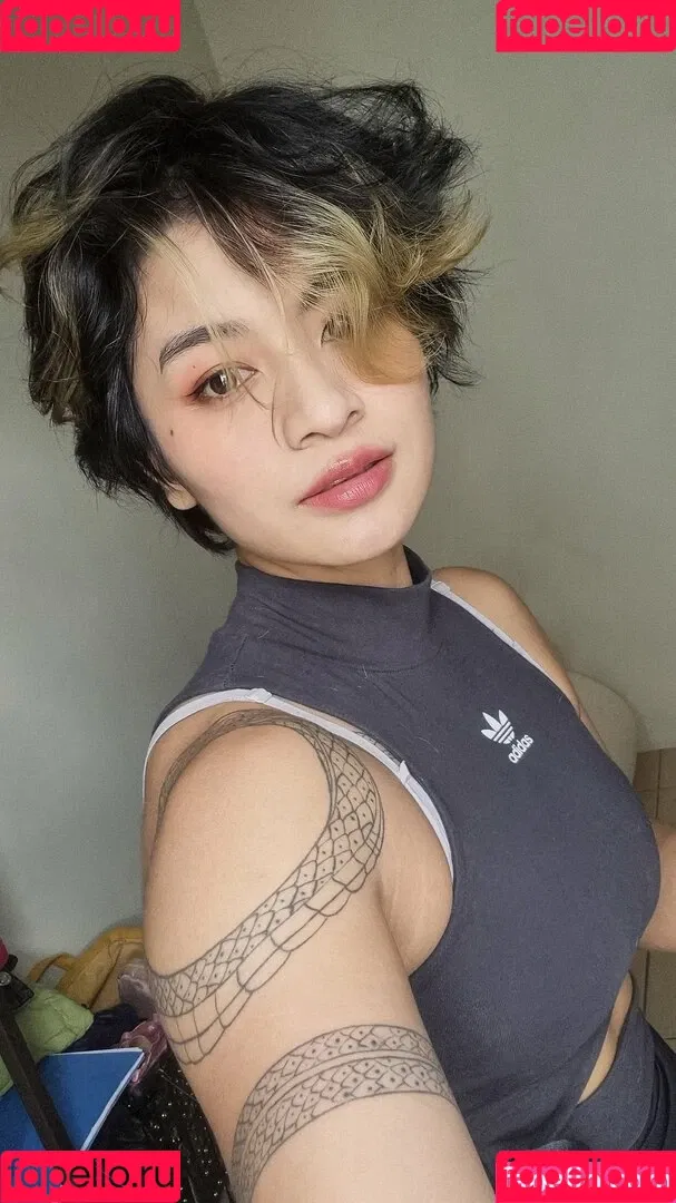 Kittynyaaa / Nyaaati / miiaa02 / nhcordoba Onlyfans Photo Gallery 