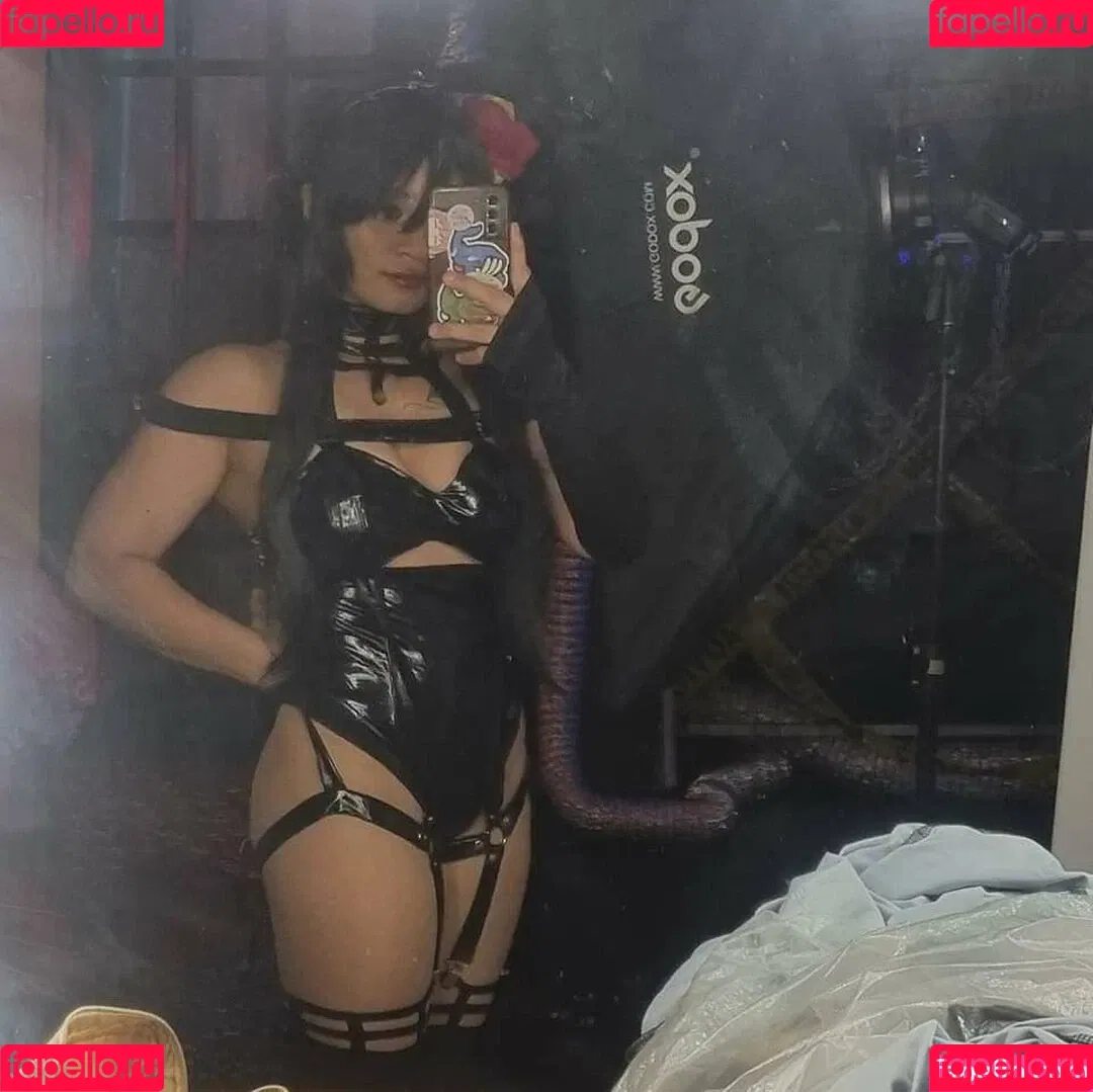 Kittynyaaa / Nyaaati / miiaa02 / nhcordoba Onlyfans Photo Gallery 
