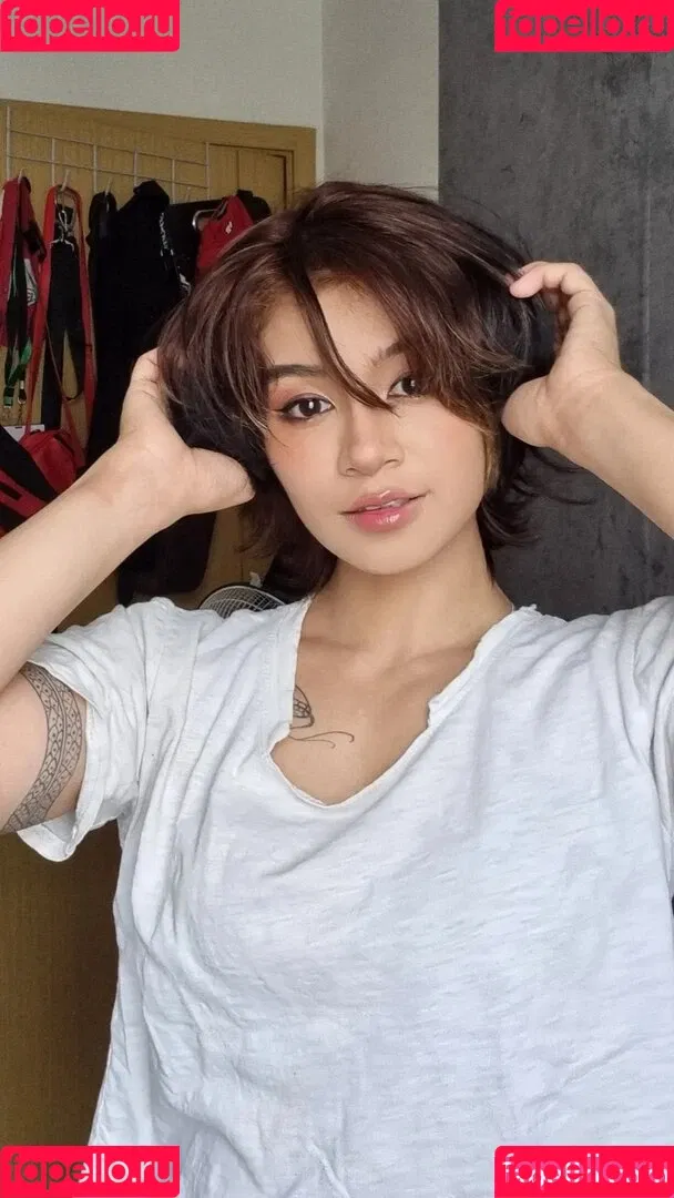 Kittynyaaa / Nyaaati / miiaa02 / nhcordoba Onlyfans Photo Gallery 