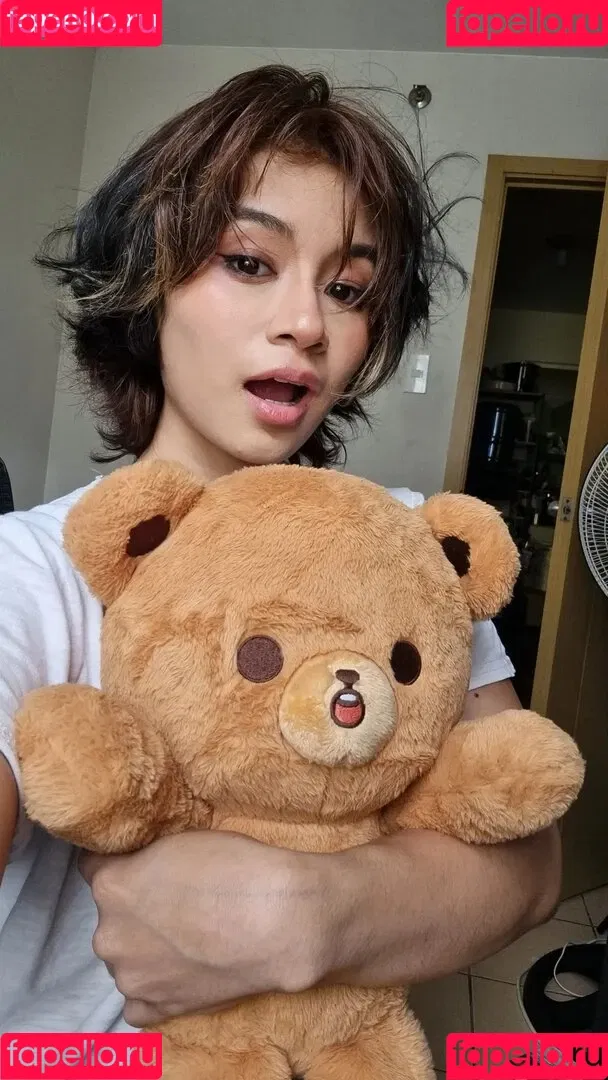 Kittynyaaa / Nyaaati / miiaa02 / nhcordoba Onlyfans Photo Gallery 