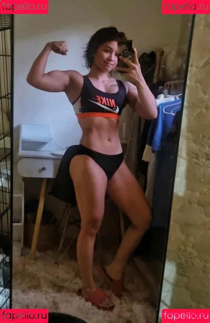 Kittynyaaa / Nyaaati / miiaa02 / nhcordoba Onlyfans Photo Gallery 
