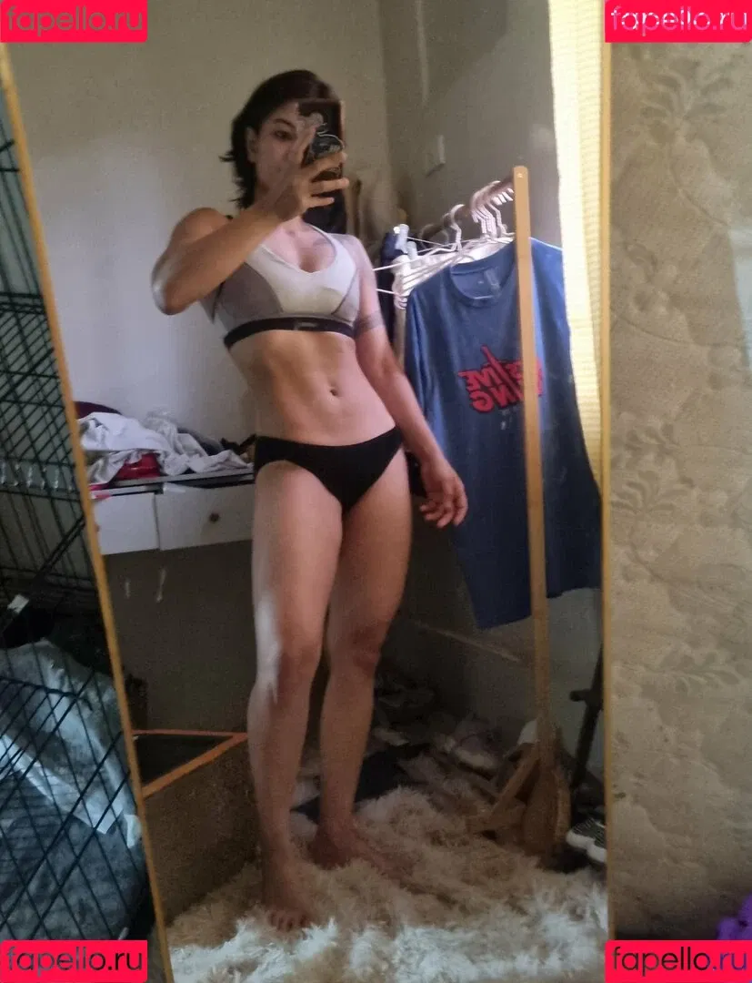 Kittynyaaa / Nyaaati / miiaa02 / nhcordoba Onlyfans Photo Gallery 