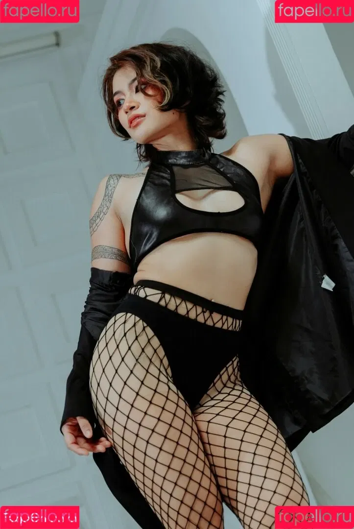 Kittynyaaa / Nyaaati / miiaa02 / nhcordoba Onlyfans Photo Gallery 