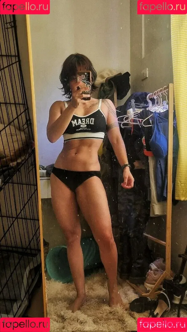 Kittynyaaa / Nyaaati / miiaa02 / nhcordoba Onlyfans Photo Gallery 