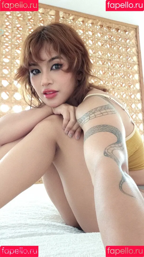 Kittynyaaa / Nyaaati / miiaa02 / nhcordoba Onlyfans Photo Gallery 