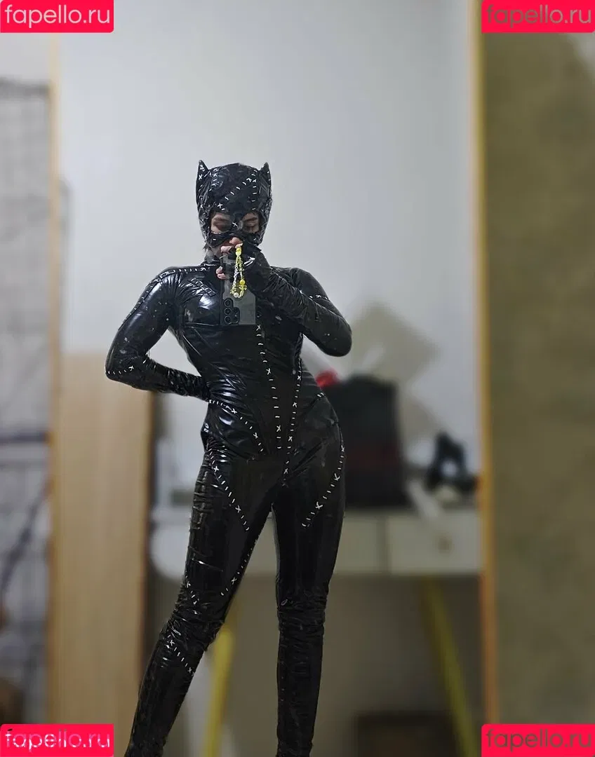 Kittynyaaa / Nyaaati / miiaa02 / nhcordoba Onlyfans Photo Gallery 