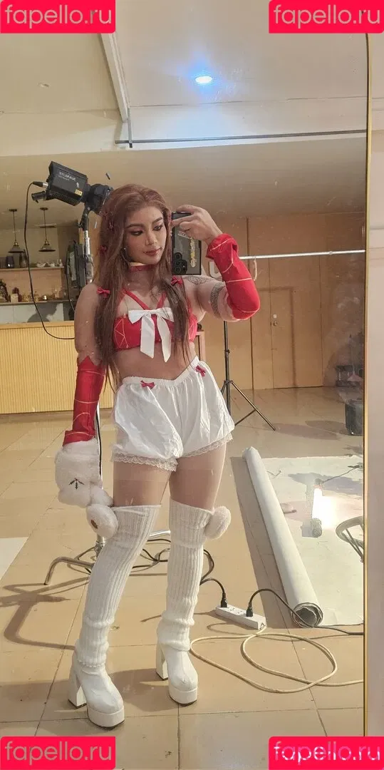 Kittynyaaa / Nyaaati / miiaa02 / nhcordoba Onlyfans Photo Gallery 