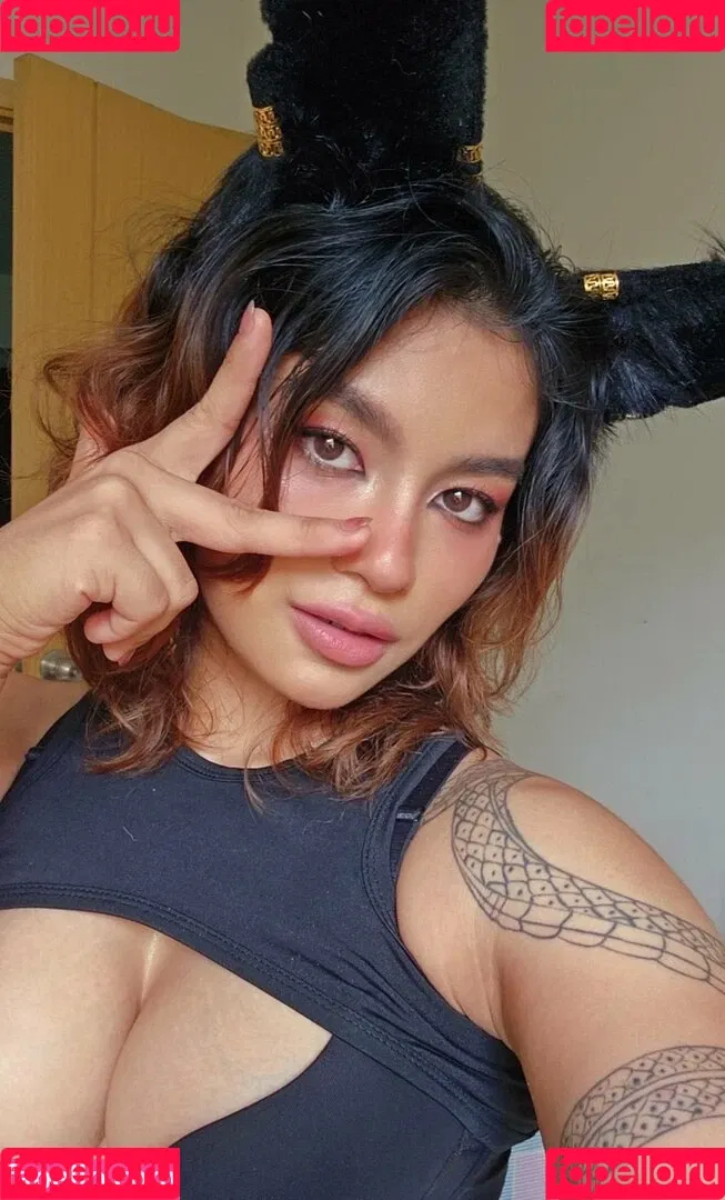 Kittynyaaa / Nyaaati / miiaa02 / nhcordoba Onlyfans Photo Gallery 