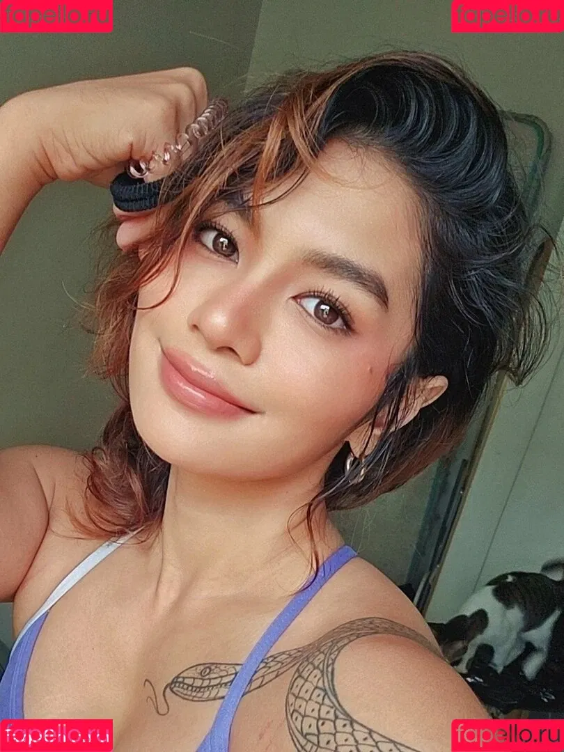 Kittynyaaa / Nyaaati / miiaa02 / nhcordoba Onlyfans Photo Gallery 