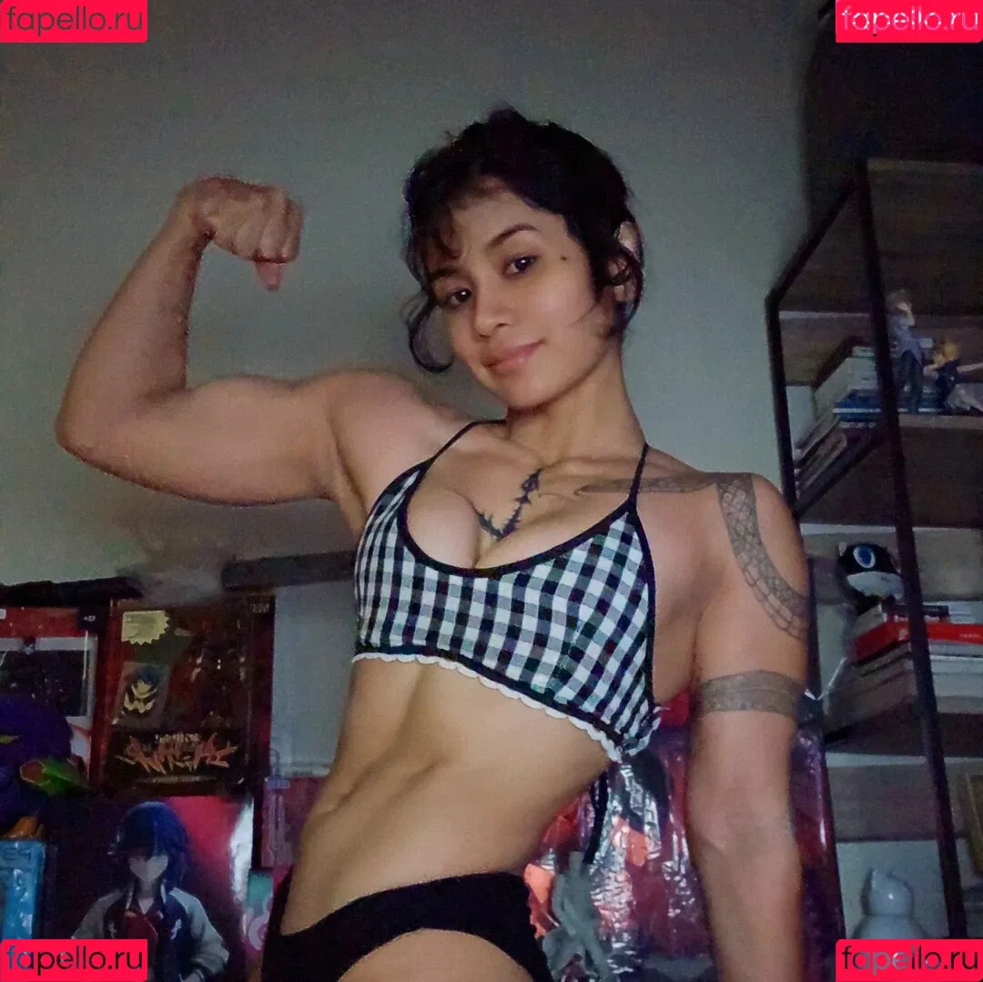 Kittynyaaa / Nyaaati / miiaa02 / nhcordoba Onlyfans Photo Gallery 