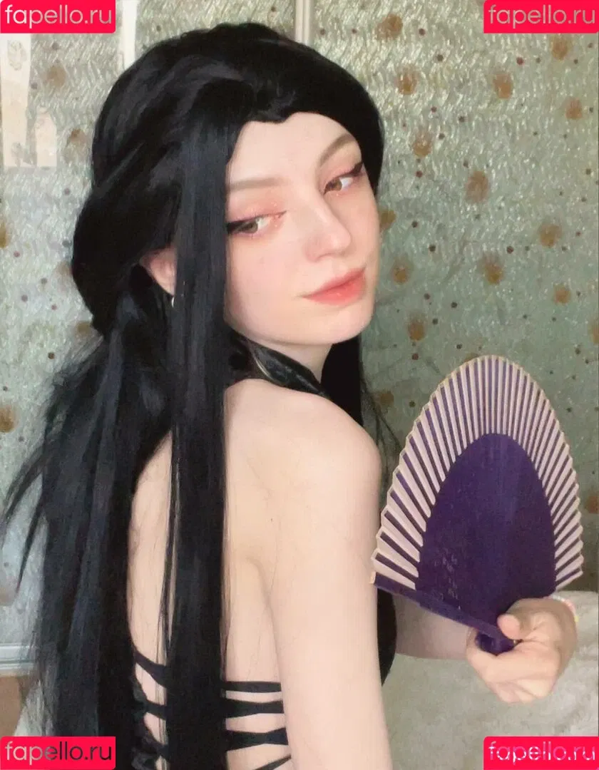 Romanowwa / tttsss_ccchhh Onlyfans Photo Gallery 