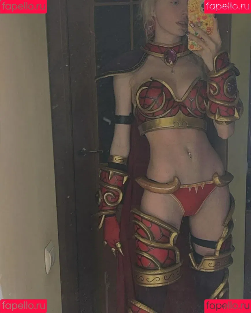 Romanowwa / tttsss_ccchhh Onlyfans Photo Gallery 