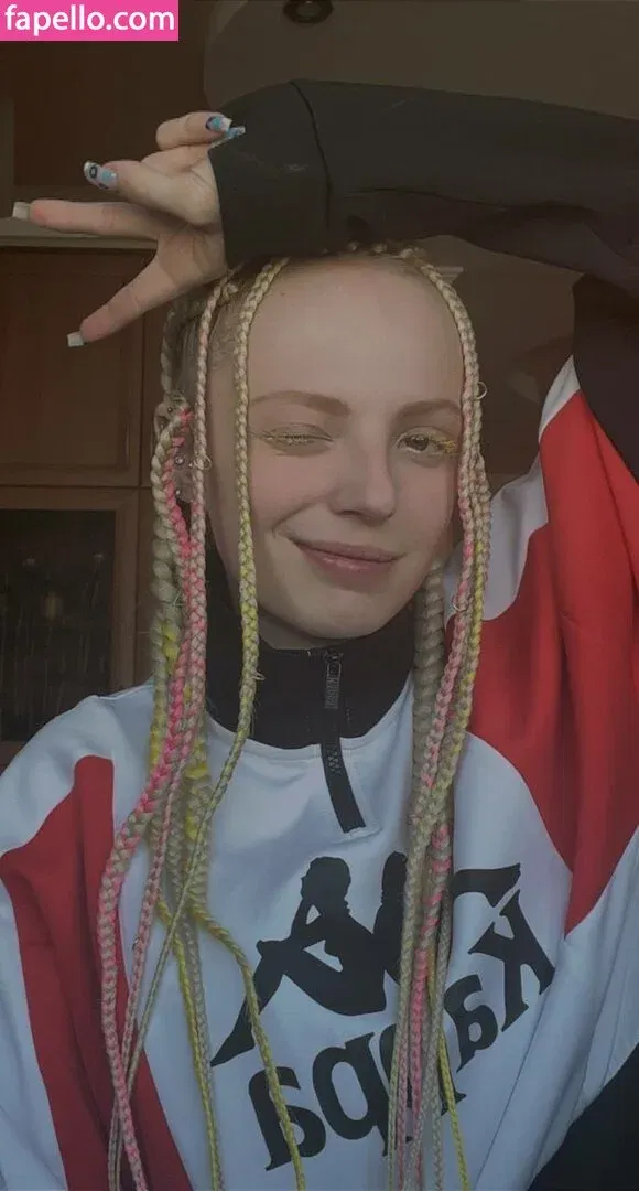 Romanowwa / tttsss_ccchhh Onlyfans Photo Gallery 